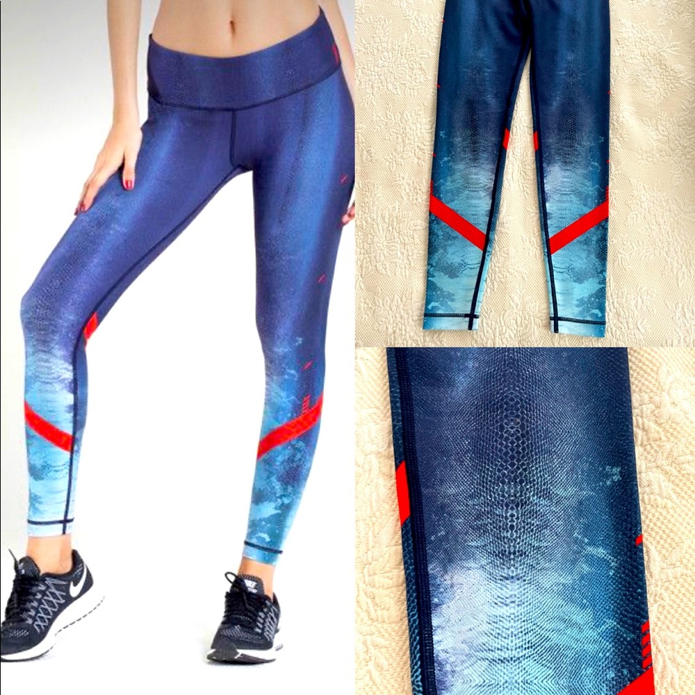 WITH Wear It To Heart leggings. serpent detail, small.